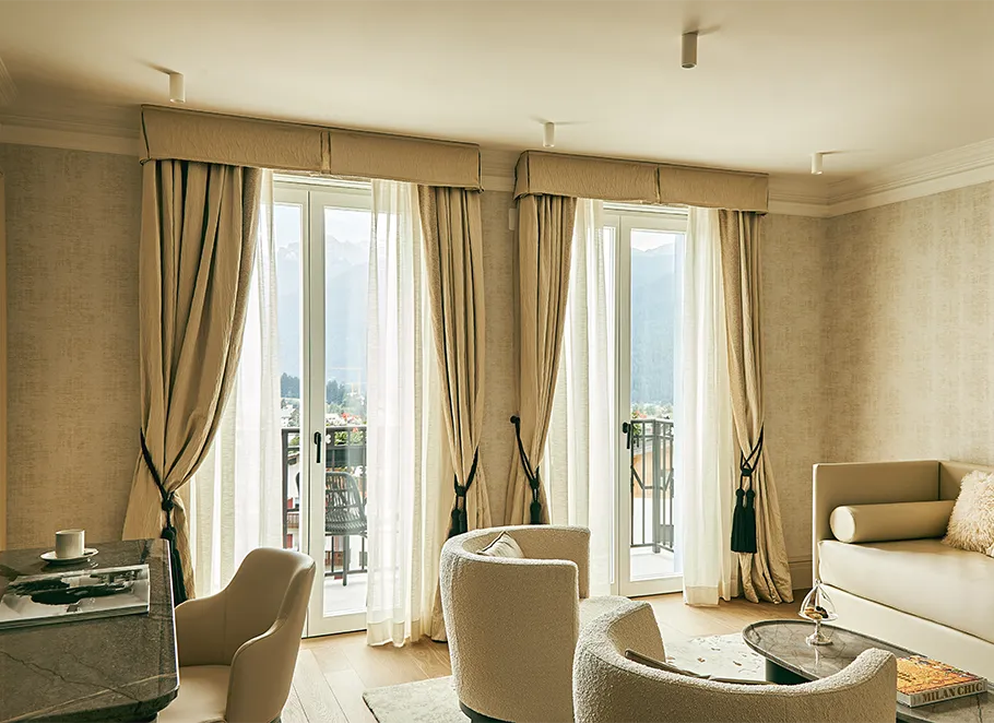 Deluxe Suite